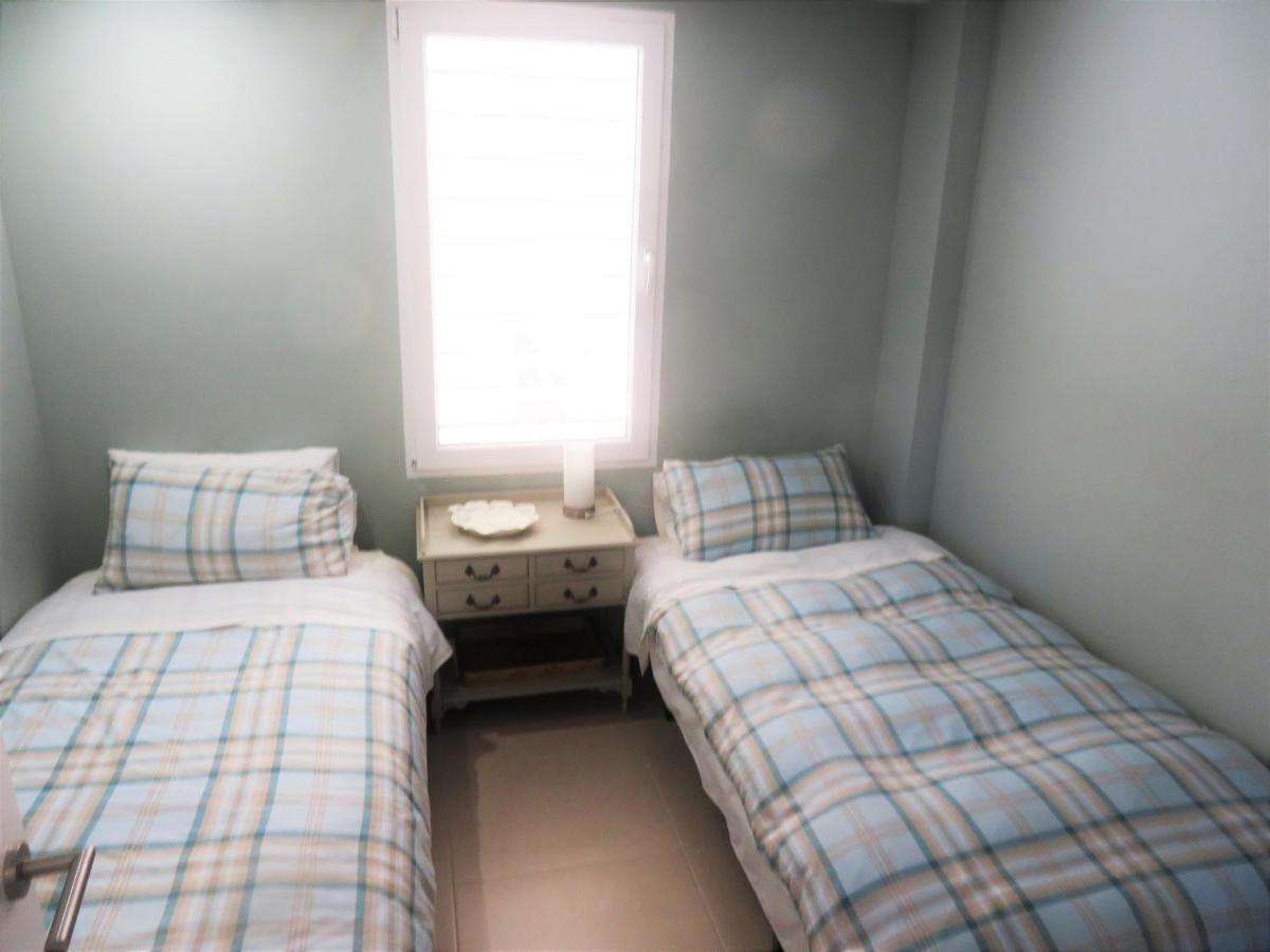 خافييا Appt Corriol Just 200M From The Arenal Beach المظهر الخارجي الصورة